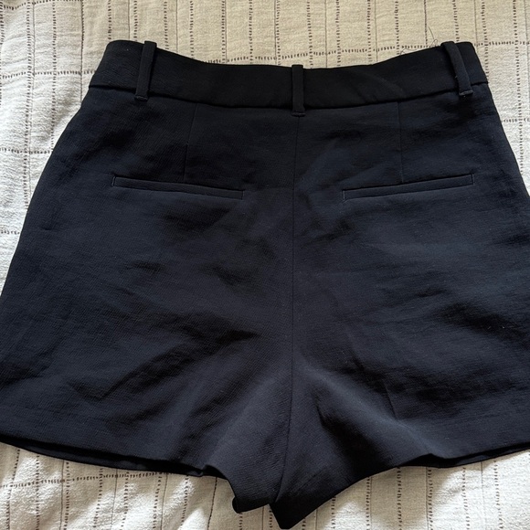 The Effortless Short™ Mini - Crepette™ - Picture 5 of 5